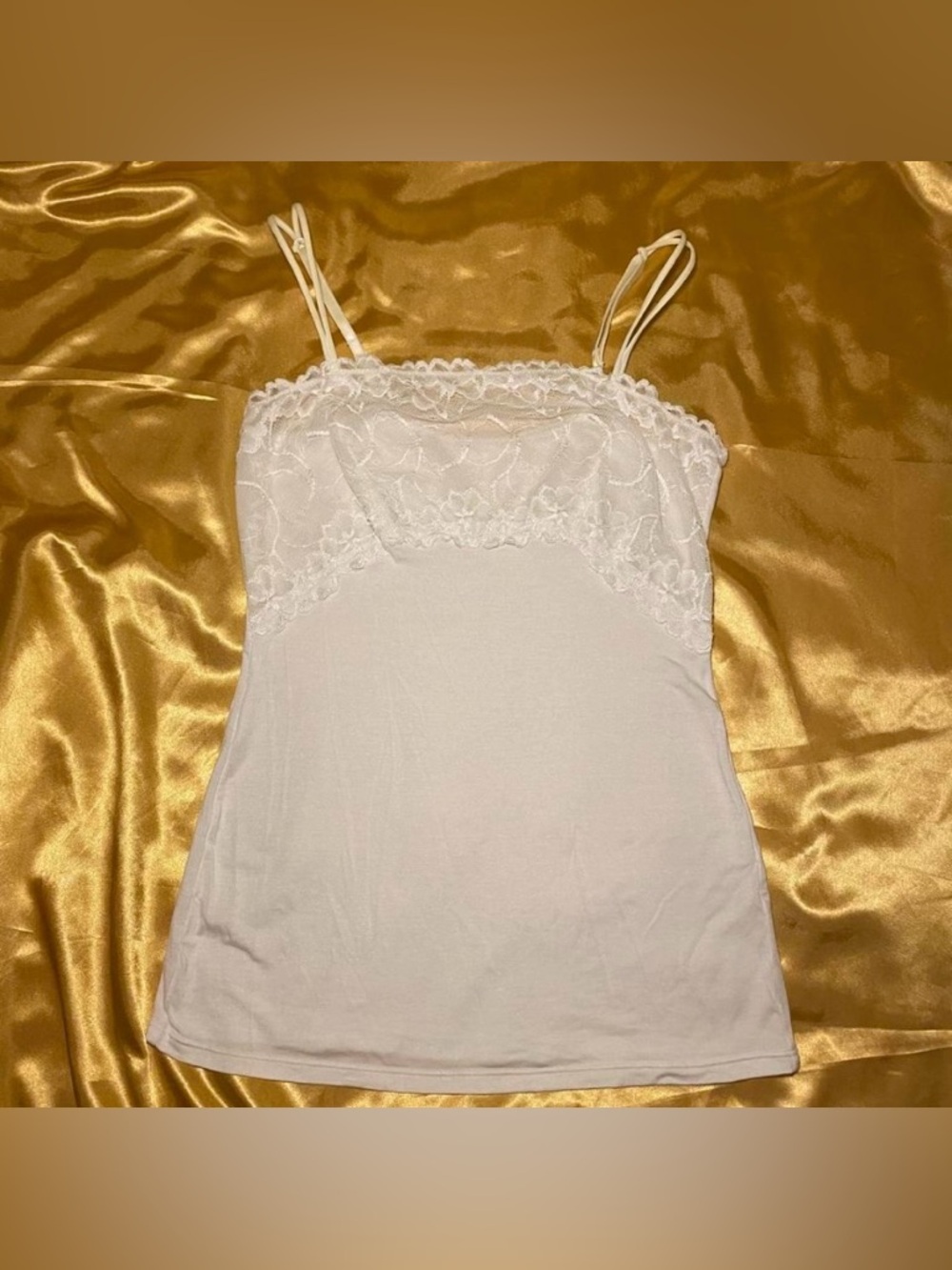 Lace-Trim White Spaghetti Strap Cami Top - Picture 2 of 5